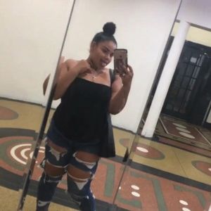 Meet your Posher, Kaylis